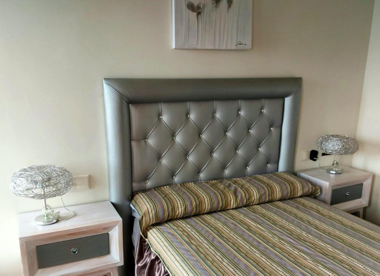 Apartamento Amplio Céntrico Con Garaje Almería