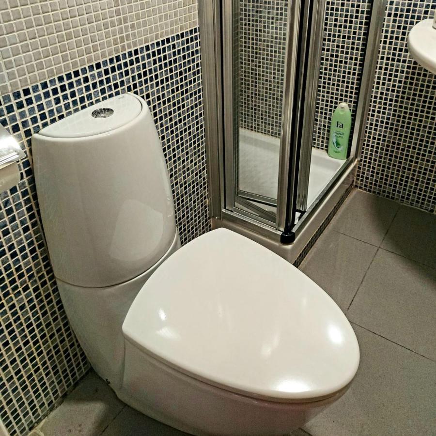 Apartamento Amplio Céntrico Con Garaje